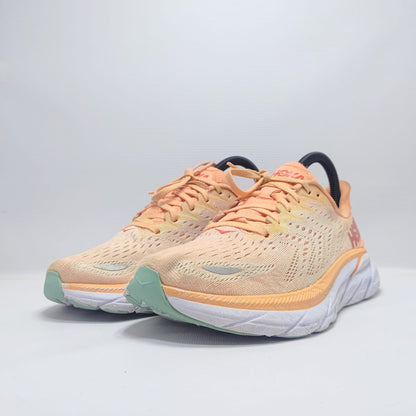 Hoka Clifton 8