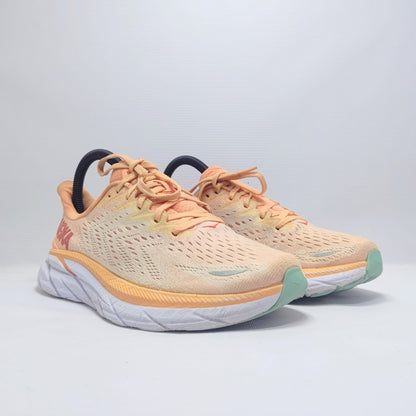 Hoka Clifton 8