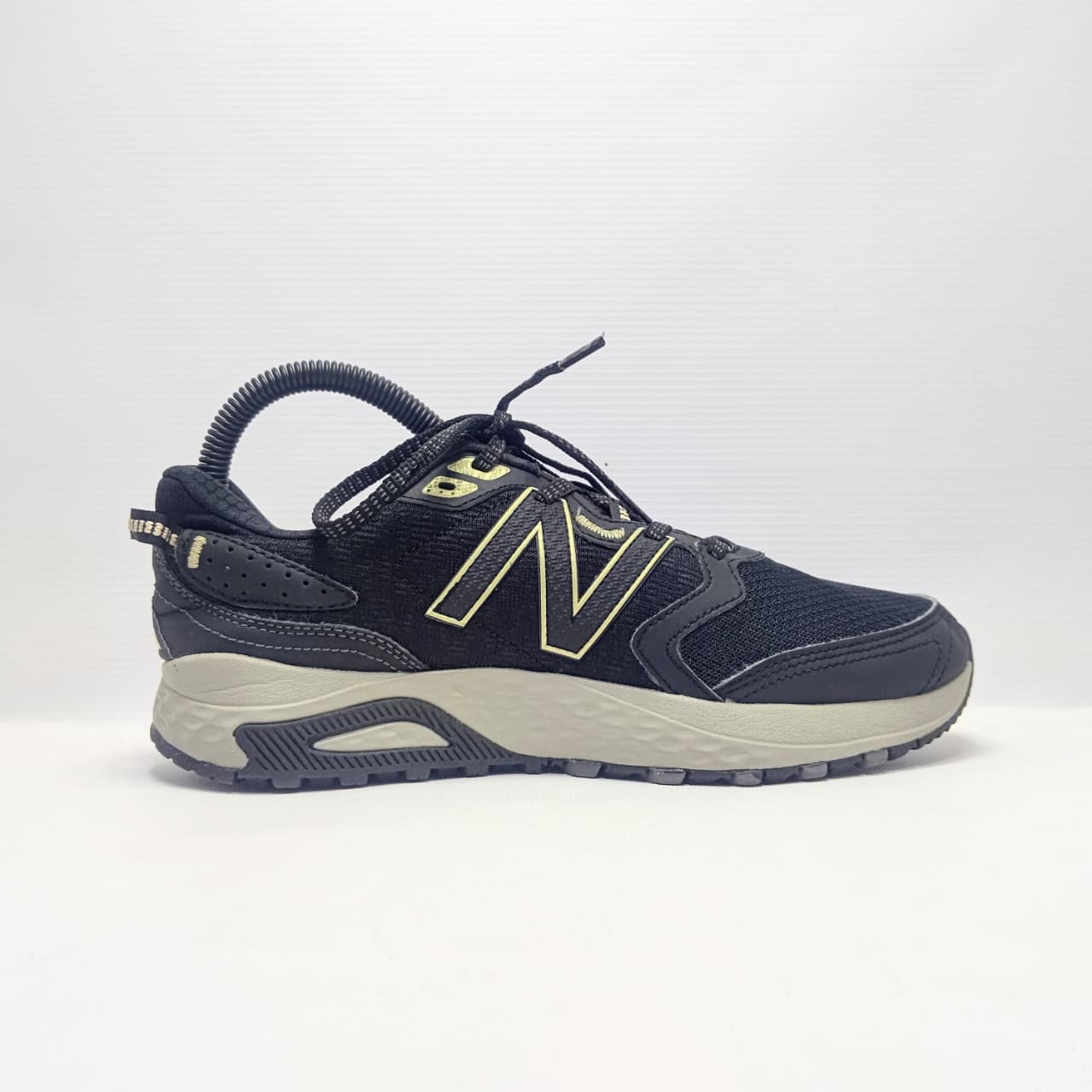 New Balance 410V7