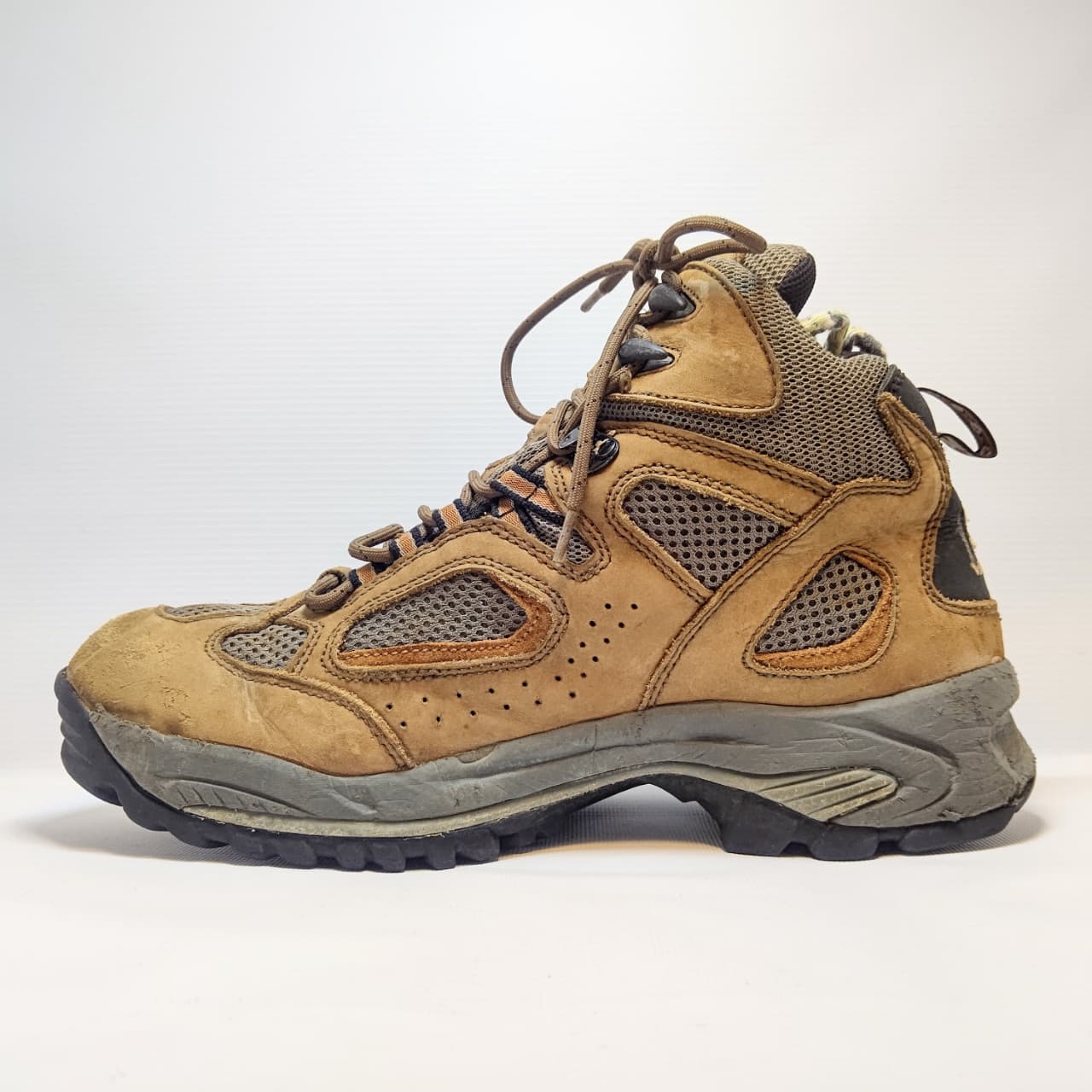 Vasque 7466 Hiking Shoes