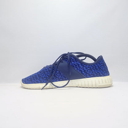 Blue Sneakers (China)