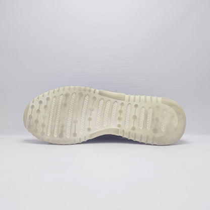 Blue Sneakers (China)