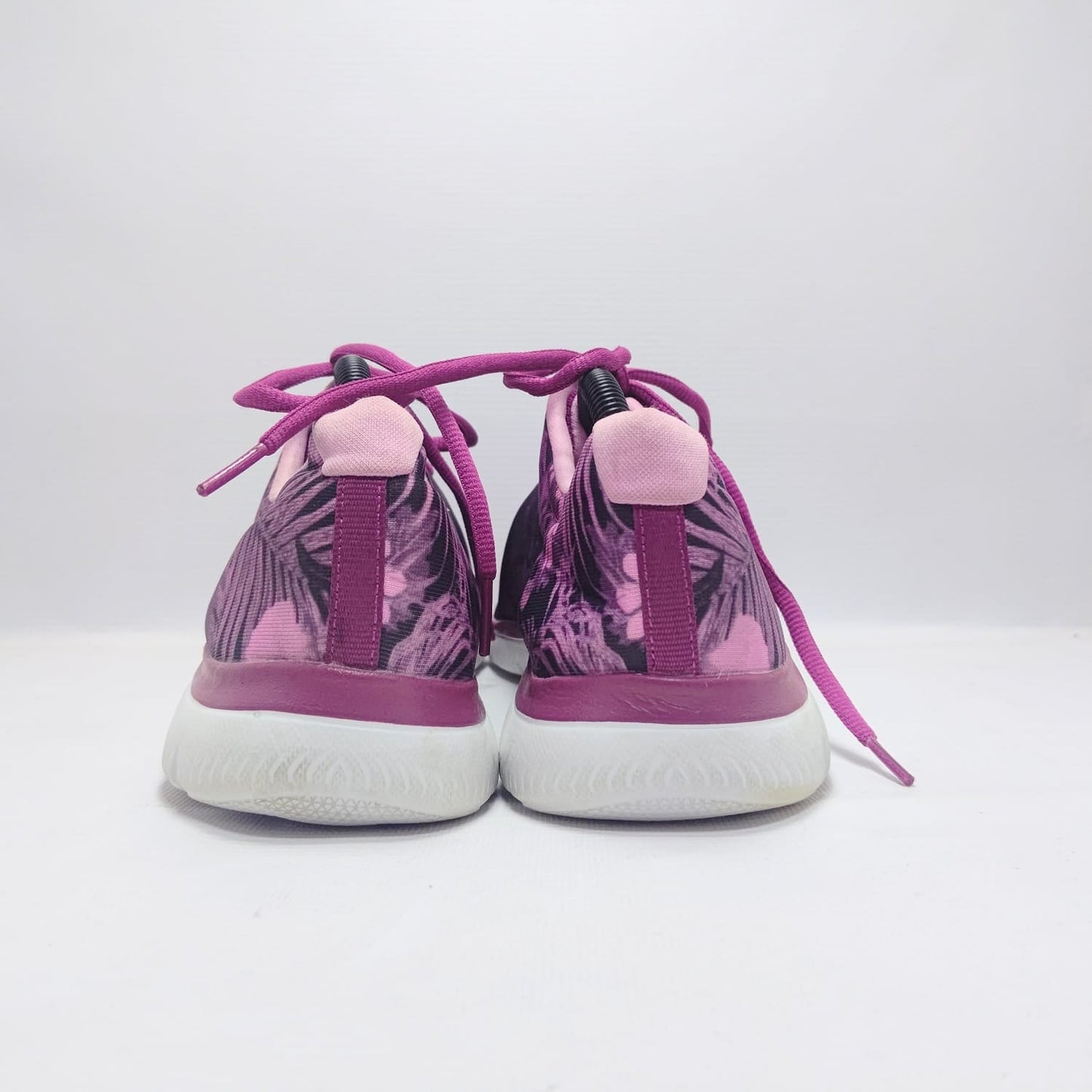 Skechers Summit Oasis Wander