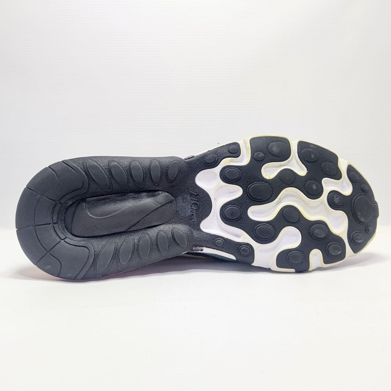 Nike Air Max React 270 Low