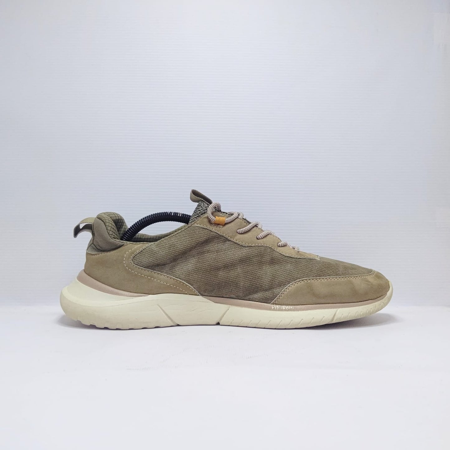 bugatti's mesh sneakers