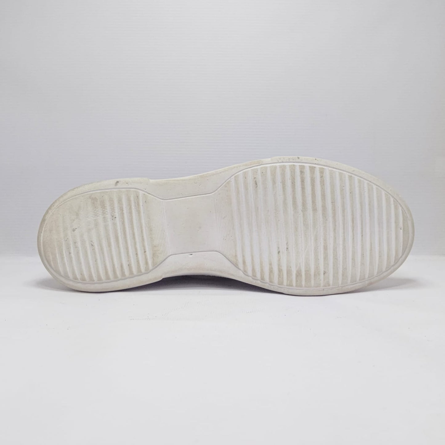 WHITE SNEAKERS (China)