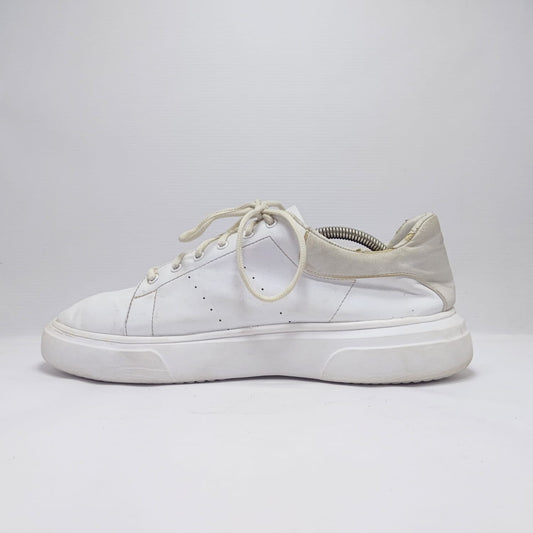 WHITE SNEAKERS (China)