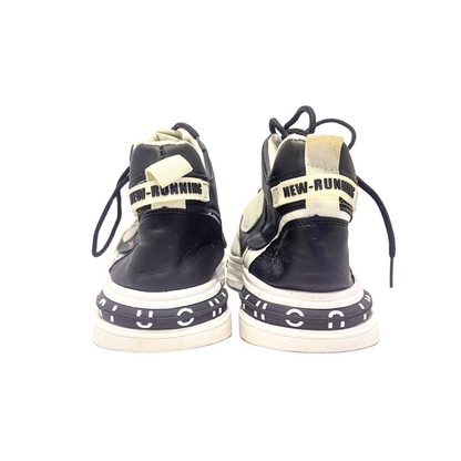 CHINES BRANDED SNEAKERS